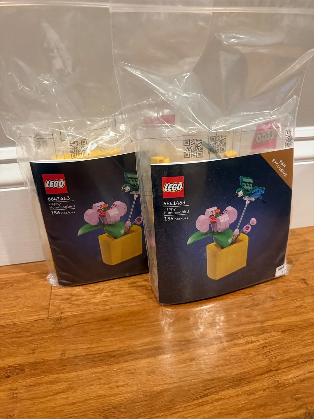 LEGO Happy Hummingbird Building Set - Pink, Yellow & Green